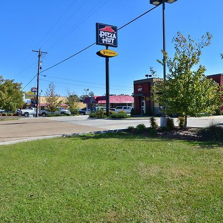Americas Best Value Inn - Brookhaven Bagian luar foto
