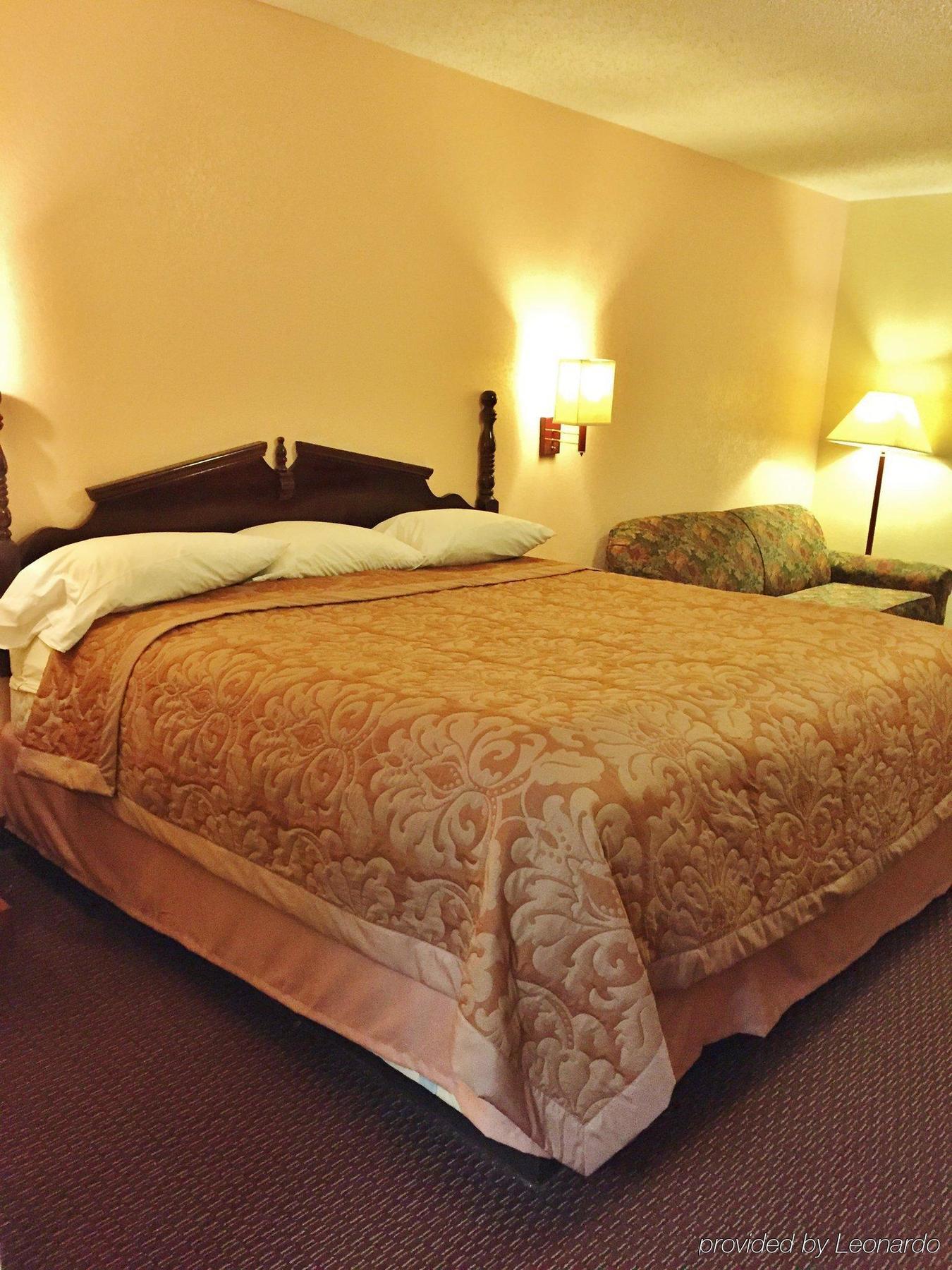 Americas Best Value Inn - Brookhaven Bagian luar foto