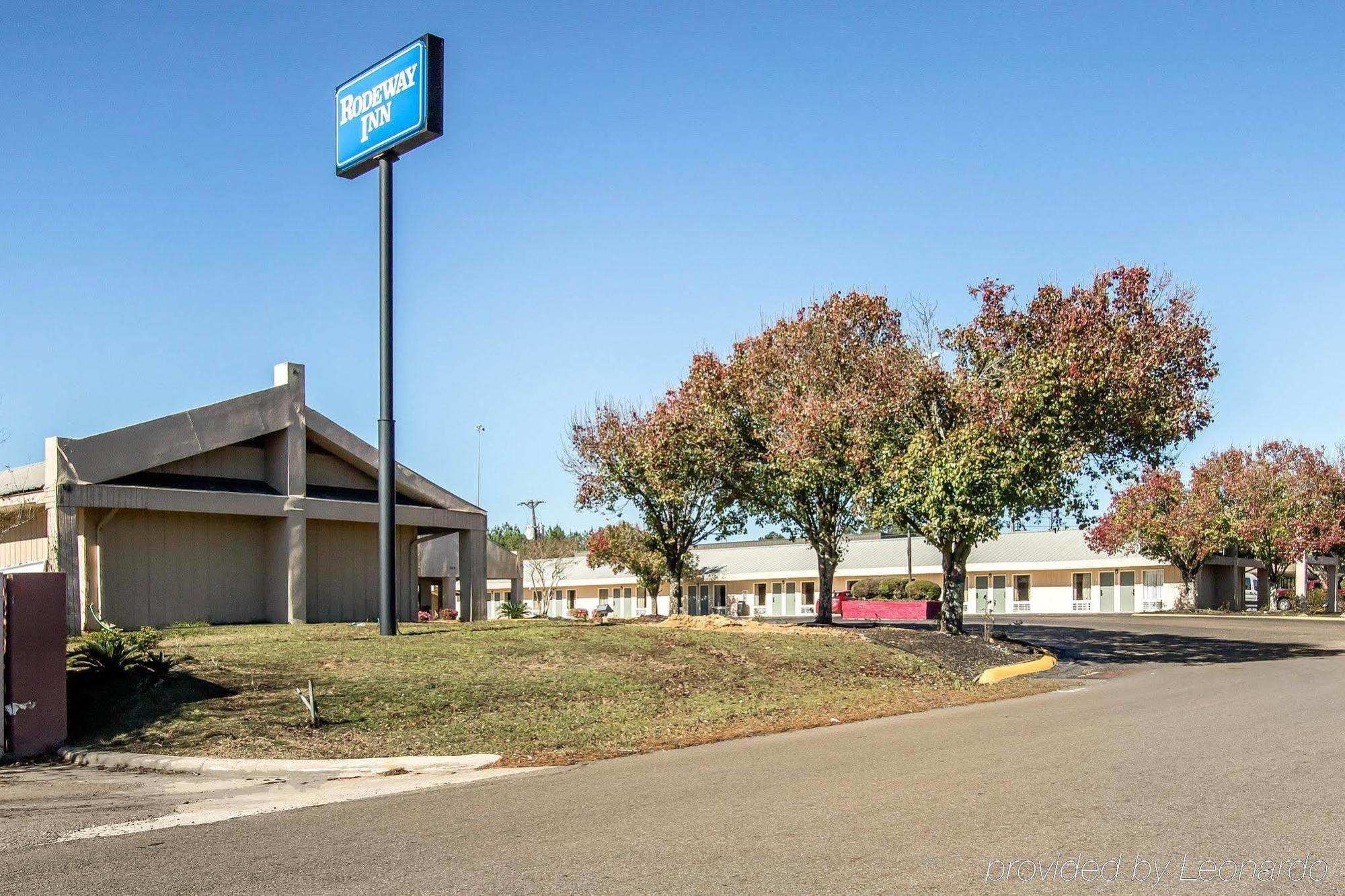 Americas Best Value Inn - Brookhaven Bagian luar foto