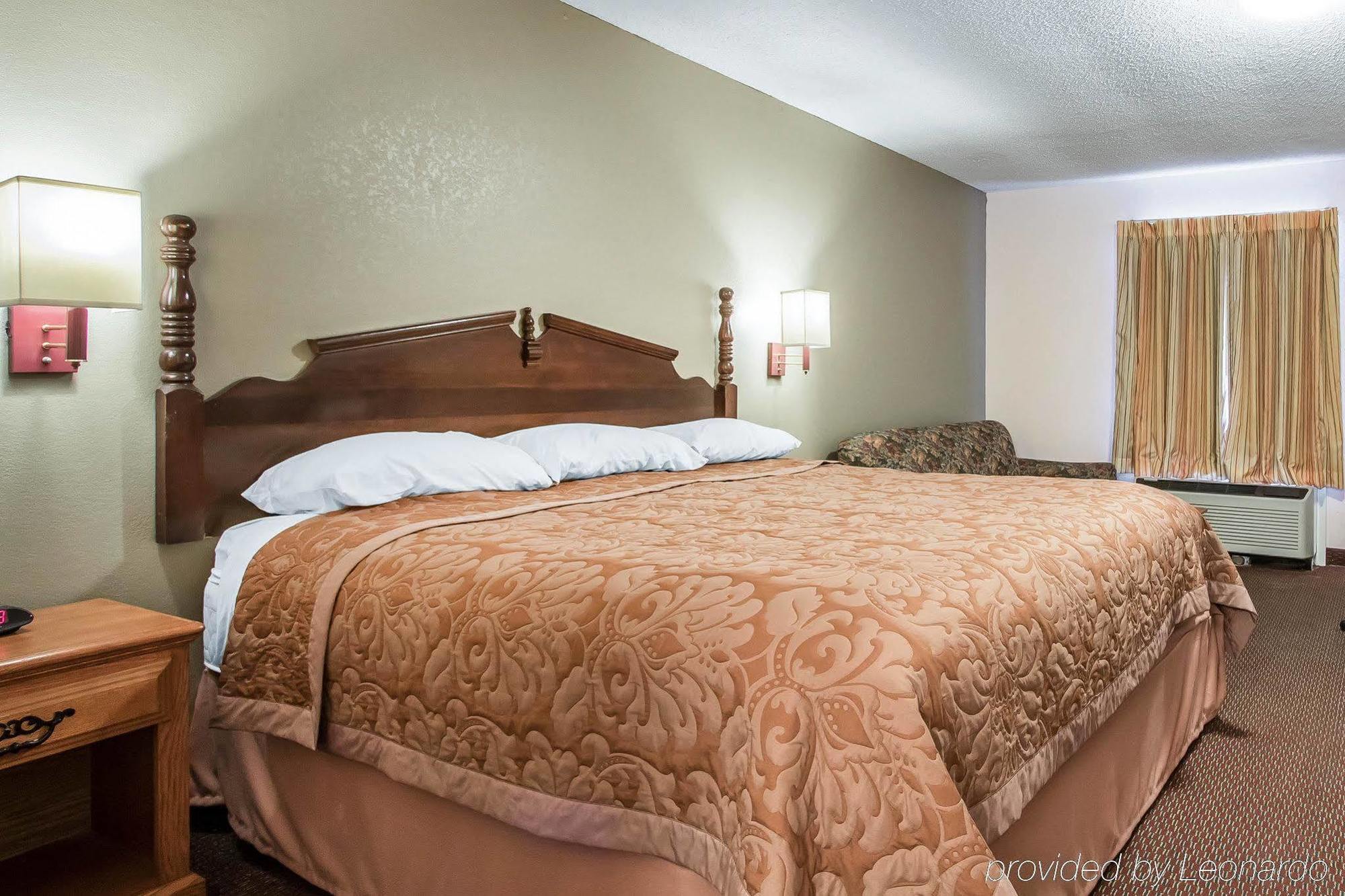Americas Best Value Inn - Brookhaven Bagian luar foto