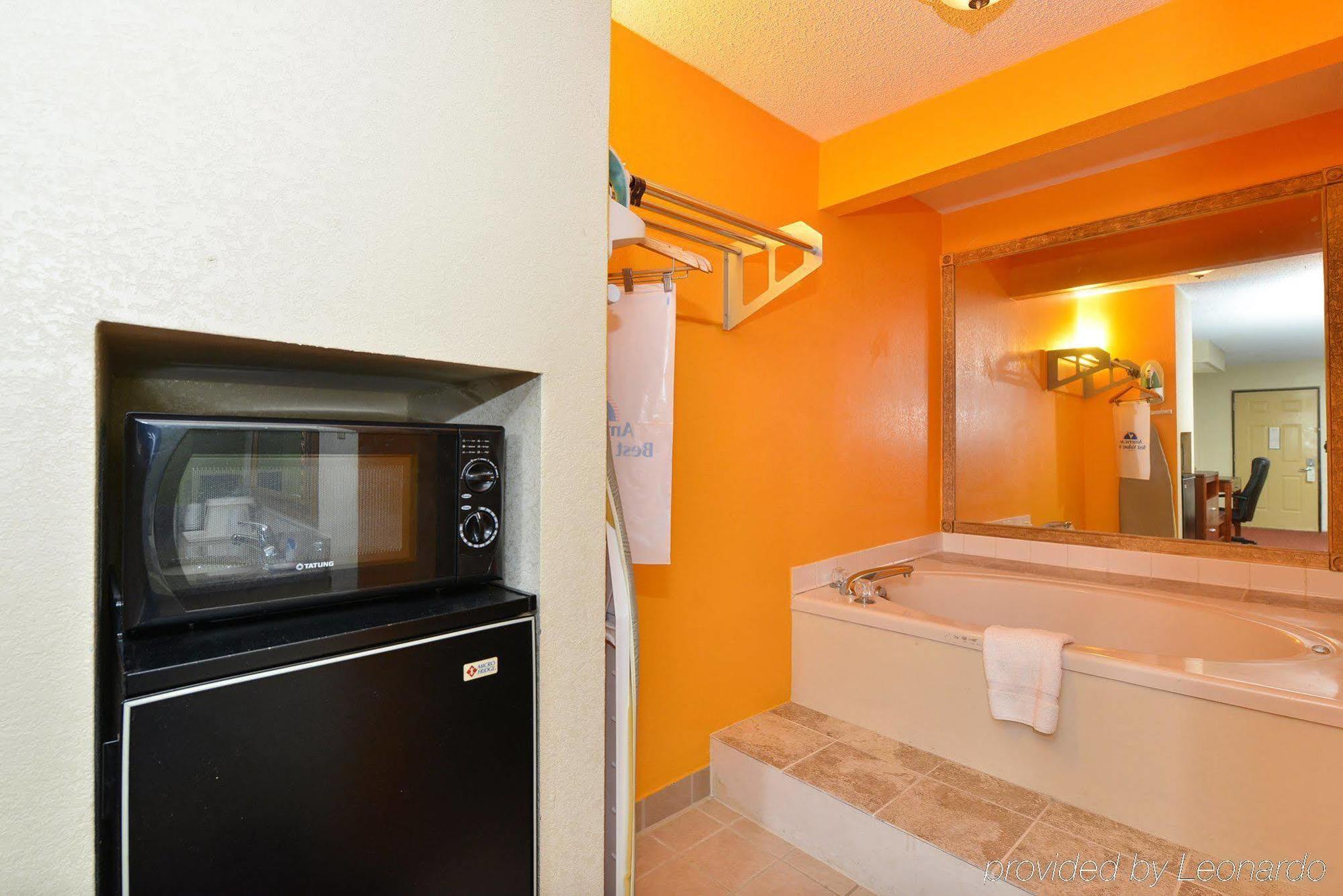 Americas Best Value Inn - Brookhaven Bagian luar foto