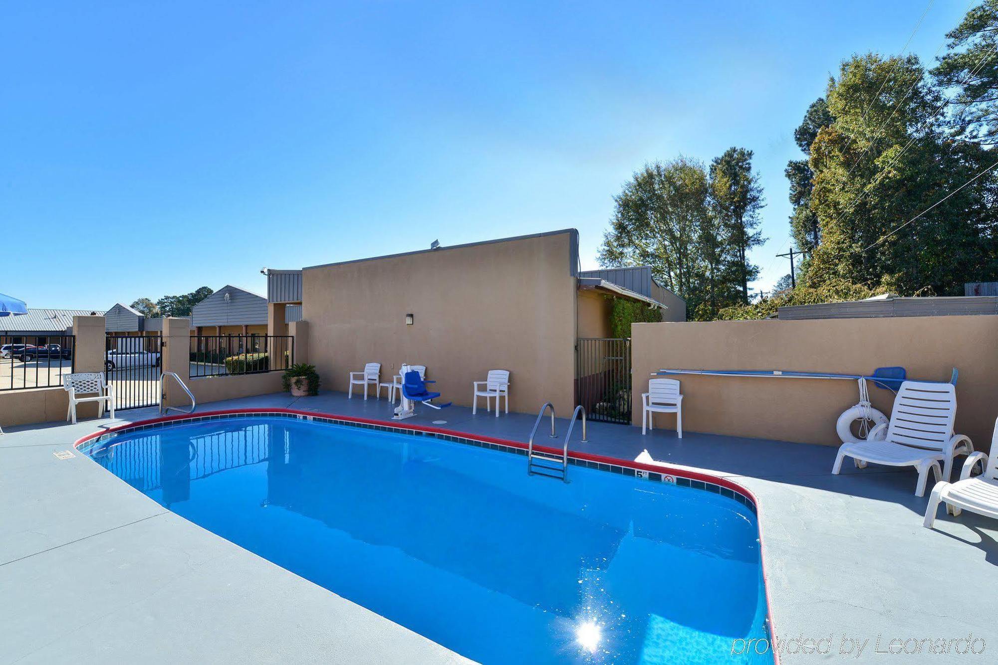 Americas Best Value Inn - Brookhaven Bagian luar foto